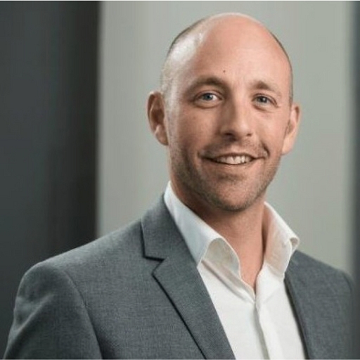 Simon  Edwards