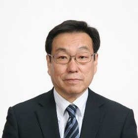 塩崎 哲夫 氏