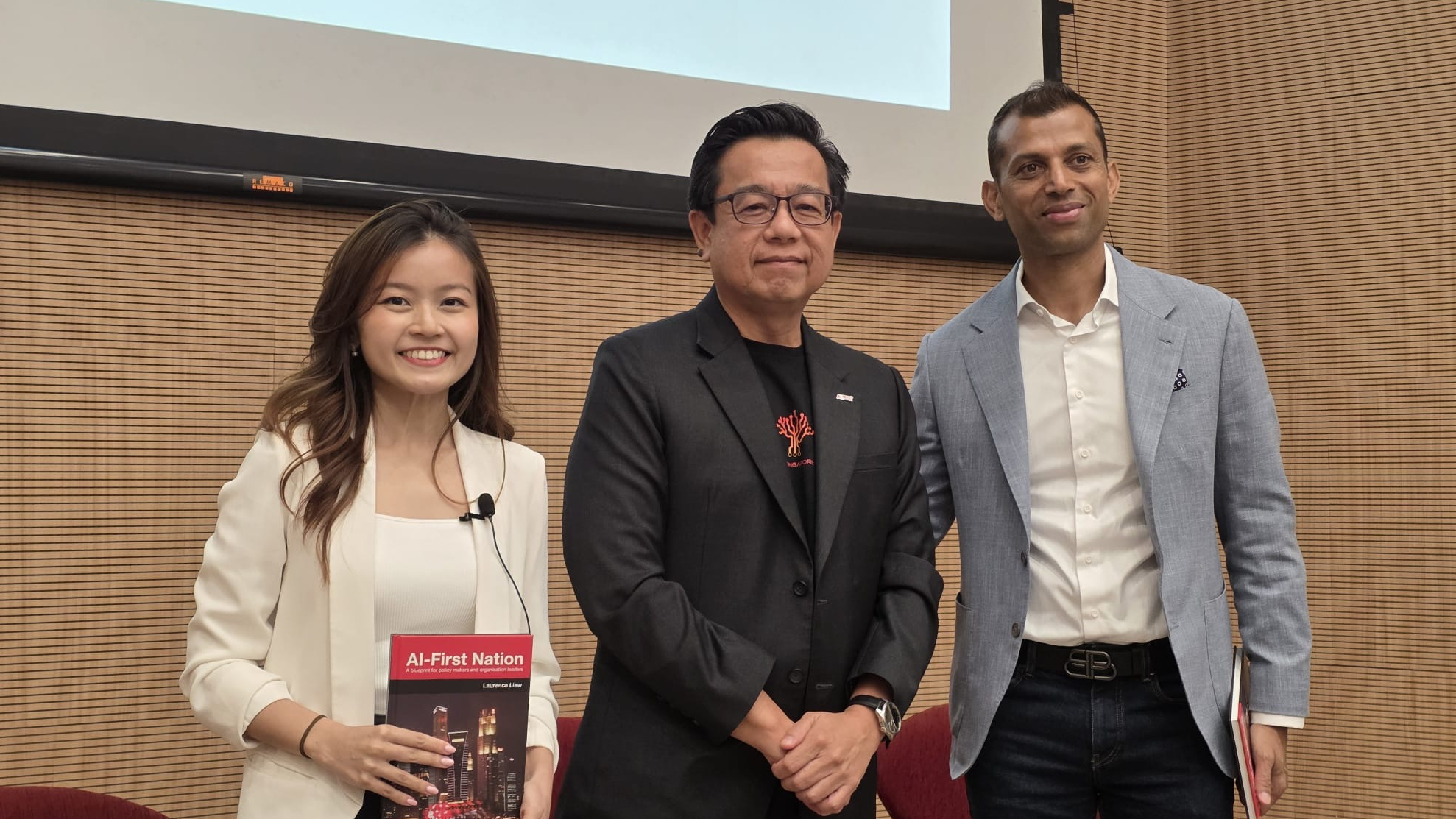 Tess Ang, Account Manager at Elastic; Laurence Liew, Director, AI Innovation at AI Singapore; and Sanjay Deshmukh, Area Vice President, Asia Pacific and Japan at Elastic
