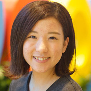 碓田みなみ 氏