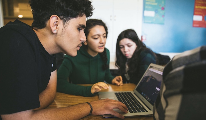 Helper Node Series: Bringing technology to the classroom with TEALS